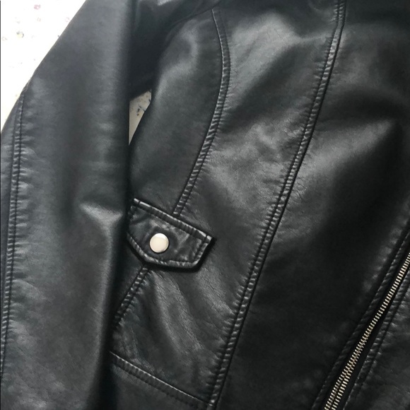 Jacket - Picture 2 of 4